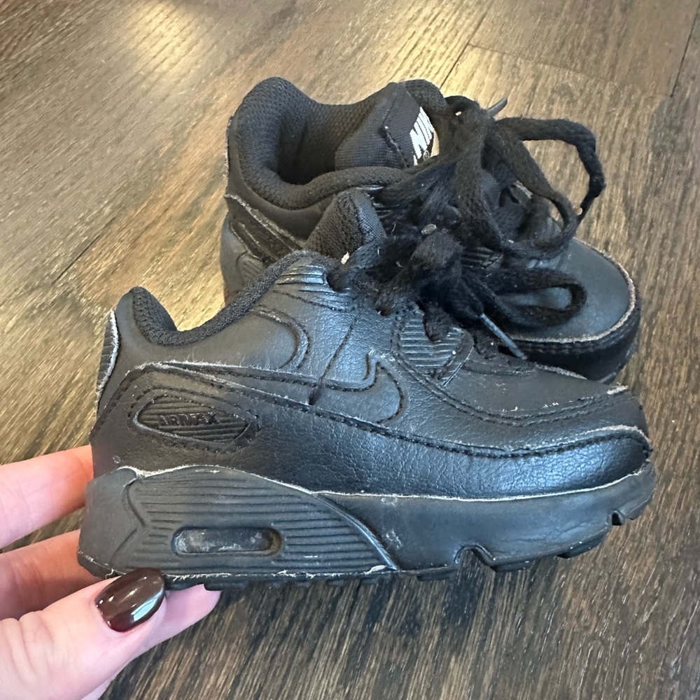 Toddler Nike Air Max 90 Sneakers